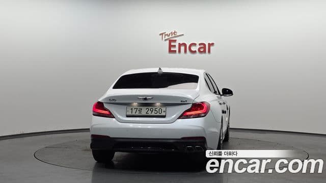 Genesis G70 Elite, 2019 4