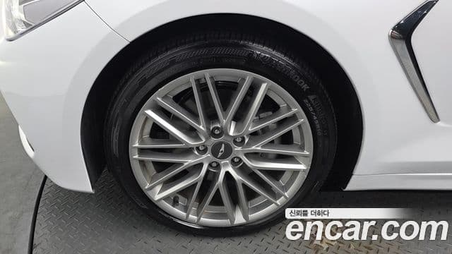 Genesis G70 Elite, 2019 все фото