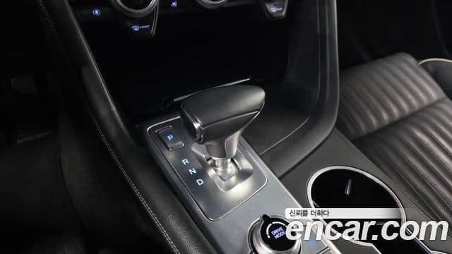 Genesis G70 Elite, 2019 9