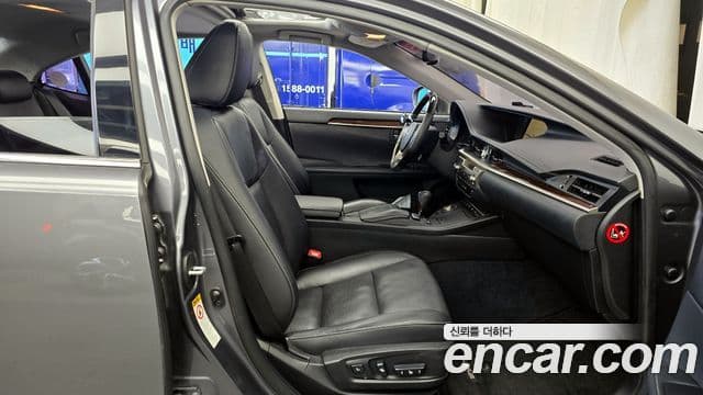 Lexus New ES300h XV60, 2014 11