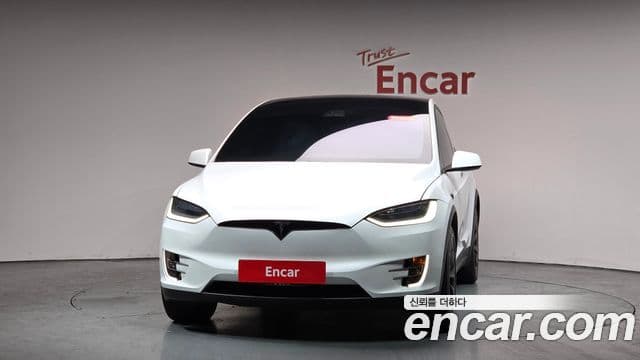 Tesla модель X Long Range, 2019 3