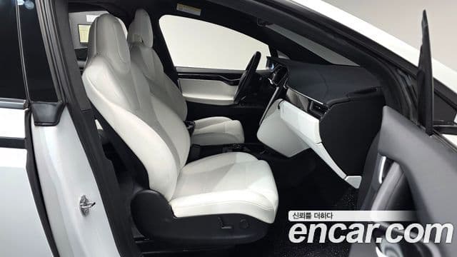 Tesla модель X Long Range, 2019 10