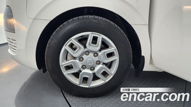 Hyundai Staria Modern, 2022 все фото