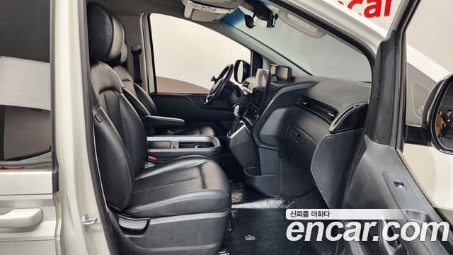Hyundai Staria Modern, 2022 11