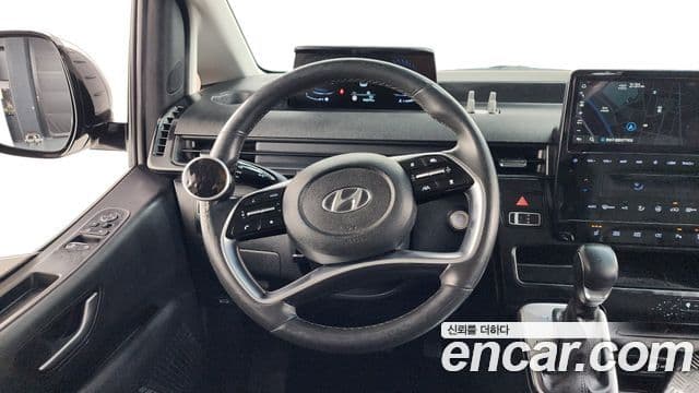 Hyundai Staria Modern, 2022 13