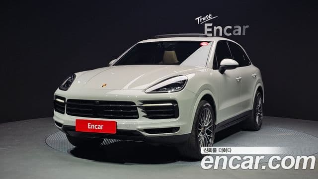 Porsche Cayenne (PO536), 2021 1