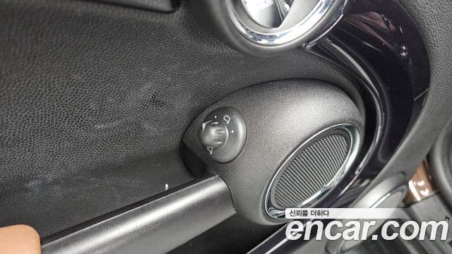 Mini Cooper Mayfair, 2010 18