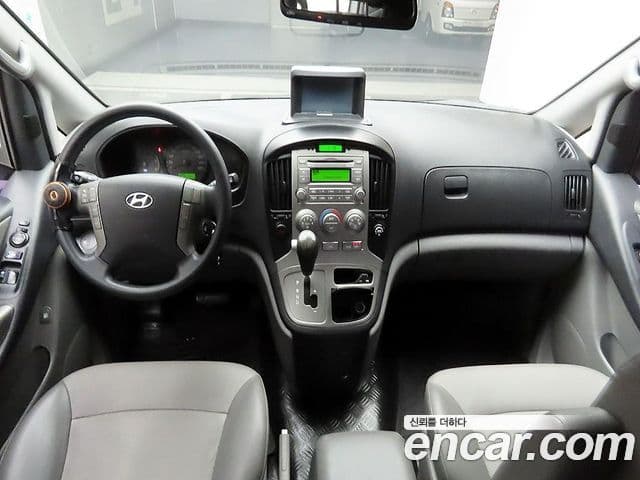 Hyundai Grand Starex Premium, 2012 8