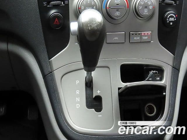 Hyundai Grand Starex Premium, 2012 10