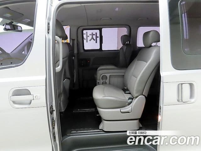 Hyundai Grand Starex Premium, 2012 14