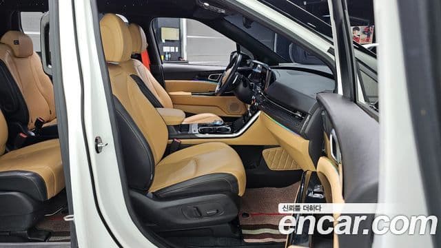Kia Carnival 4세대 Signature, 2021 11