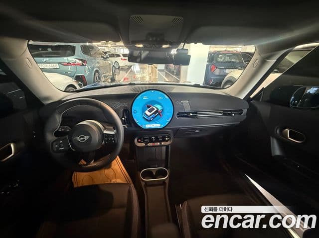 Mini Cooper C 4세대 Classic, 2025 7