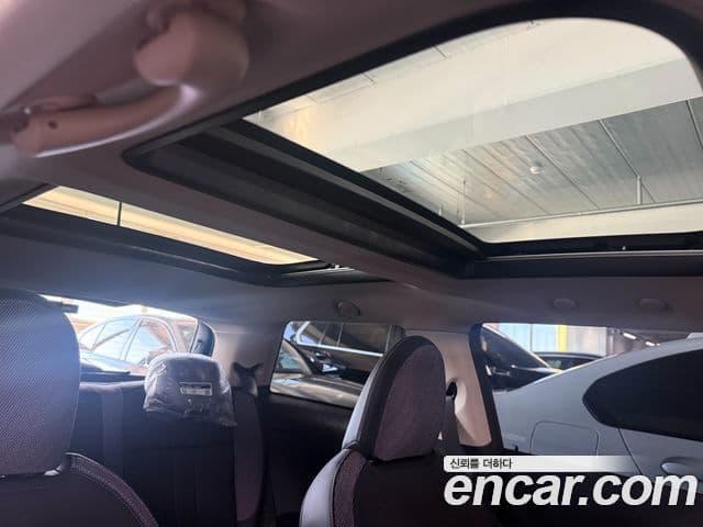 Mini Cooper C 4세대 Classic, 2025 14