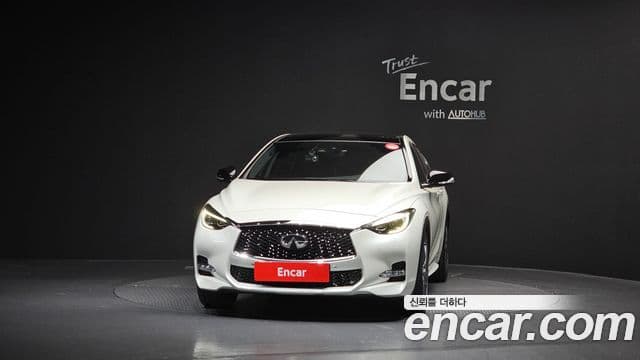 Infiniti Q30 Premium, 2017 3