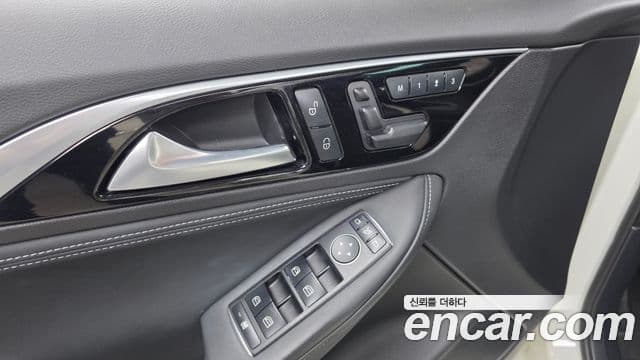 Infiniti Q30 Premium, 2017 14