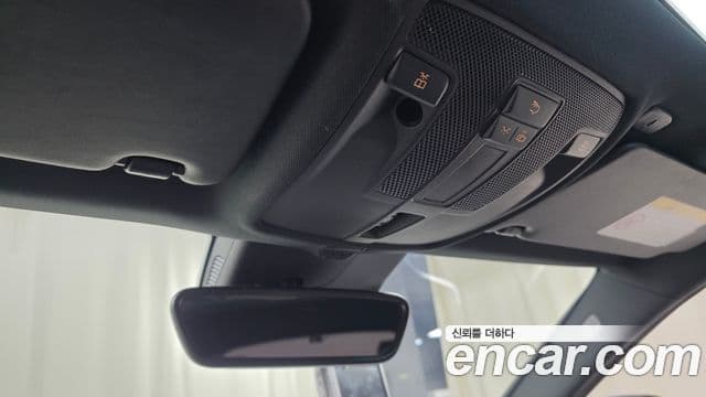 Infiniti Q30 Premium, 2017 18