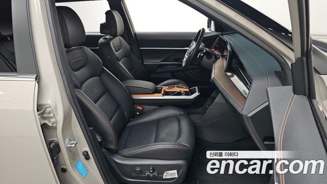 KG모빌리티(SsangYong) Torres EVX E7, 2024 11