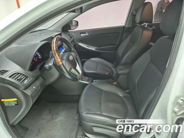 Hyundai Accent(новый кузов / новое поколение) 1.4 VVT Smart, 2016 10