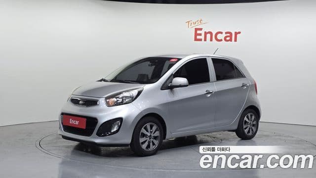 Kia All New Morning Deluxe Trendy, 2014 1