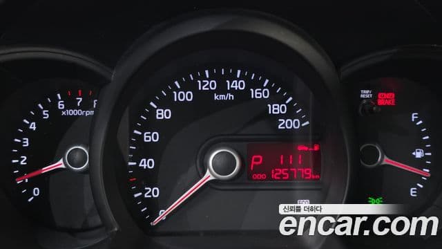 Kia All New Morning Deluxe Trendy, 2014 8