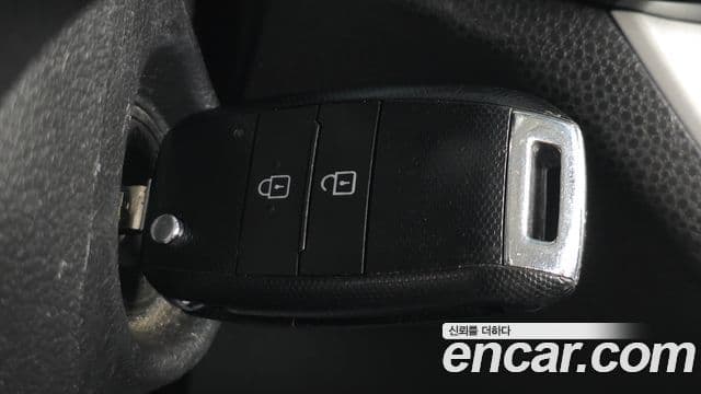 Kia All New Morning Deluxe Trendy, 2014 18