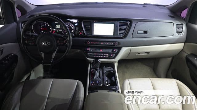 Kia All New Carnival Noblesse, 2016 7