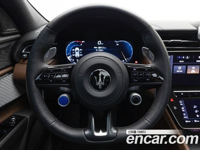 Maserati Grecale 2.0 AWD GT тип P, 2024 13