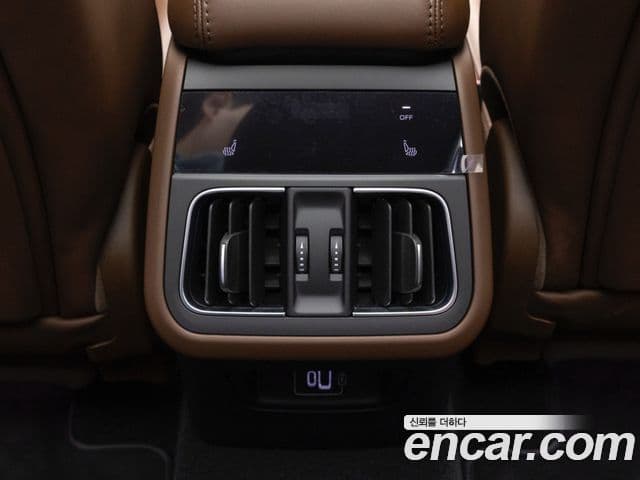 Maserati Grecale 2.0 AWD GT тип P, 2024 15