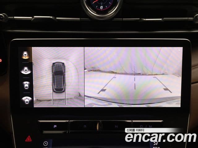 Maserati Grecale 2.0 AWD GT тип P, 2024 16