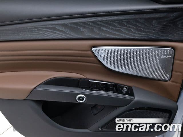 Maserati Grecale 2.0 AWD GT тип P, 2024 17