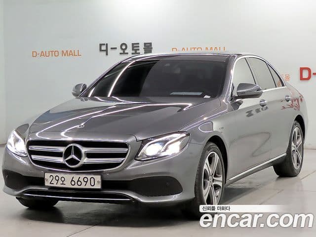 Mercedes-Benz E-класс W213 Avantgarde, 2019 1