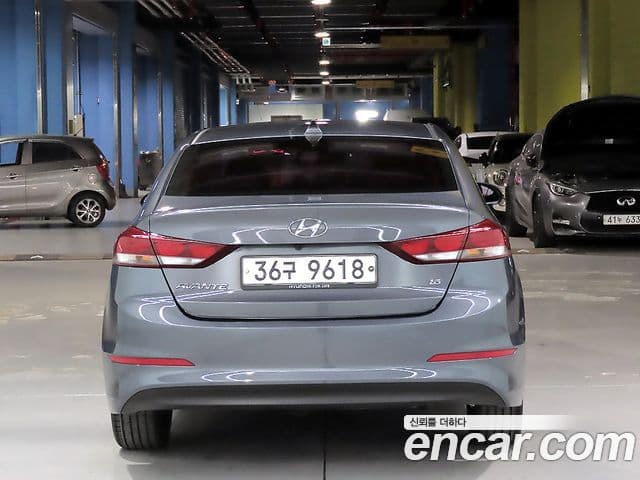 Hyundai Avante AD 1.6 GDI Value Plus, 2018 3