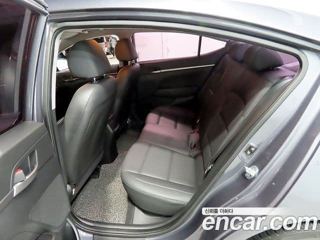 Hyundai Avante AD 1.6 GDI Value Plus, 2018 7
