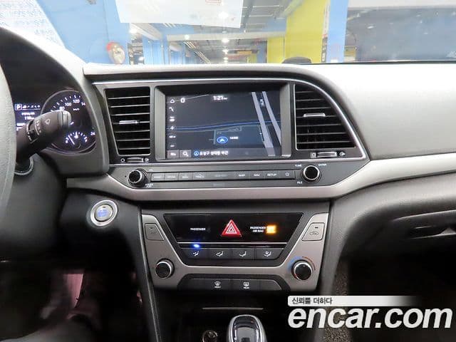 Hyundai Avante AD 1.6 GDI Value Plus, 2018 12