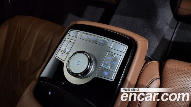 Genesis G80 (RG3) бензин 3.5 турбо AWD, 2023 18