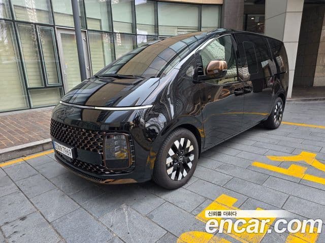 Hyundai Staria Inspiration, 2025 1