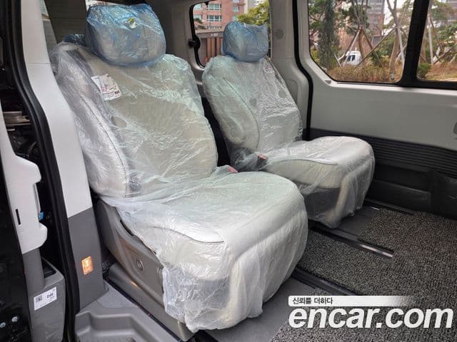 Hyundai Staria Inspiration, 2025 10