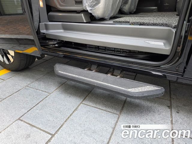 Hyundai Staria Inspiration, 2025 16