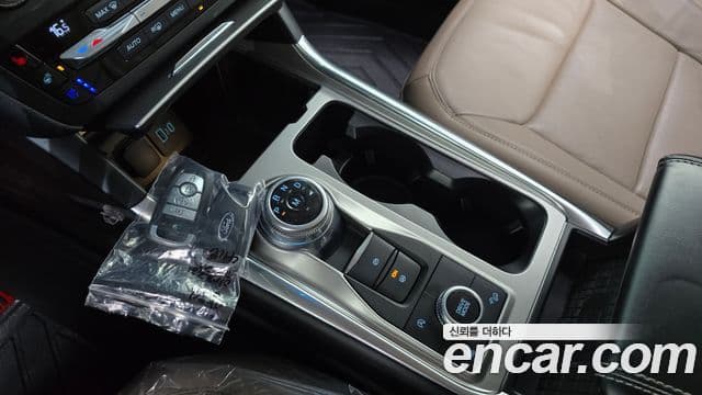 Ford Explorer 6세대 2.3 Limited 4WD, 2020 9