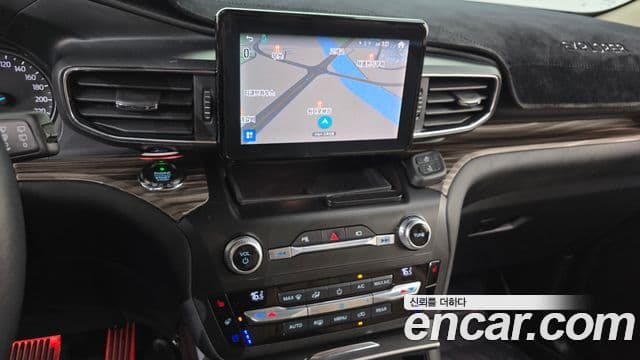 Ford Explorer 6세대 2.3 Limited 4WD, 2020 14