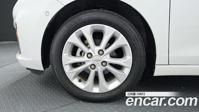 Chevrolet(GM대우) The / новый New Spark Premier, 2019 все фото