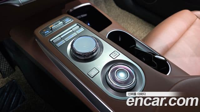 Genesis GV70, 2021 9