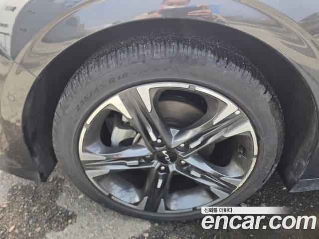 Kia K5 3세대 Signature, 2022 все фото