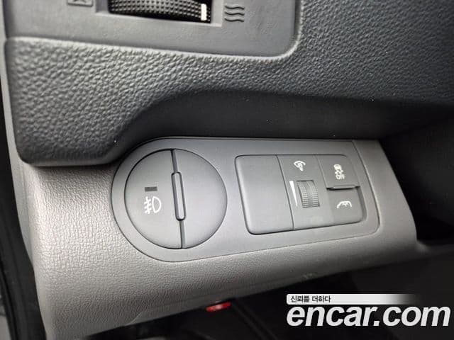 Hyundai Grand Starex CVX Luxury, 2016 17