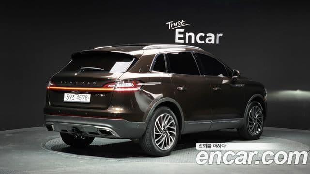 Lincoln Nautilus 1세대 2.7 Reserve AWD, 2019 2