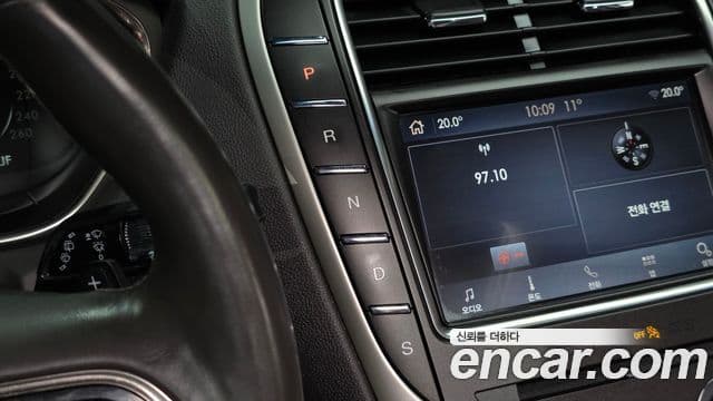 Lincoln Nautilus 1세대 2.7 Reserve AWD, 2019 9