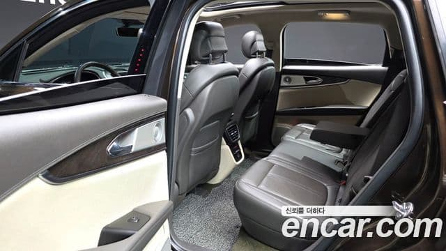 Lincoln Nautilus 1세대 2.7 Reserve AWD, 2019 12