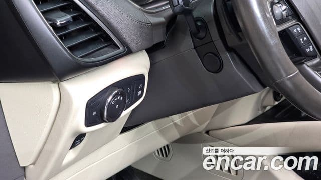 Lincoln Nautilus 1세대 2.7 Reserve AWD, 2019 16