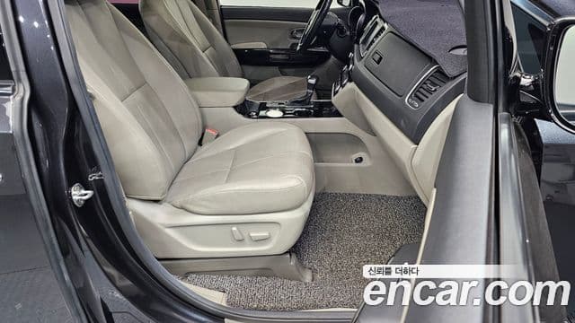 Kia The / новый New Carnival Special, 2019 10