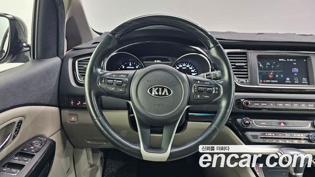 Kia The / новый New Carnival Special, 2019 13